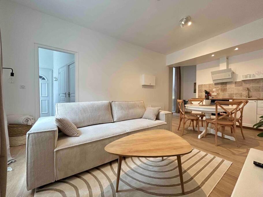 Le Meslier Apartment Epernay Ngoại thất bức ảnh